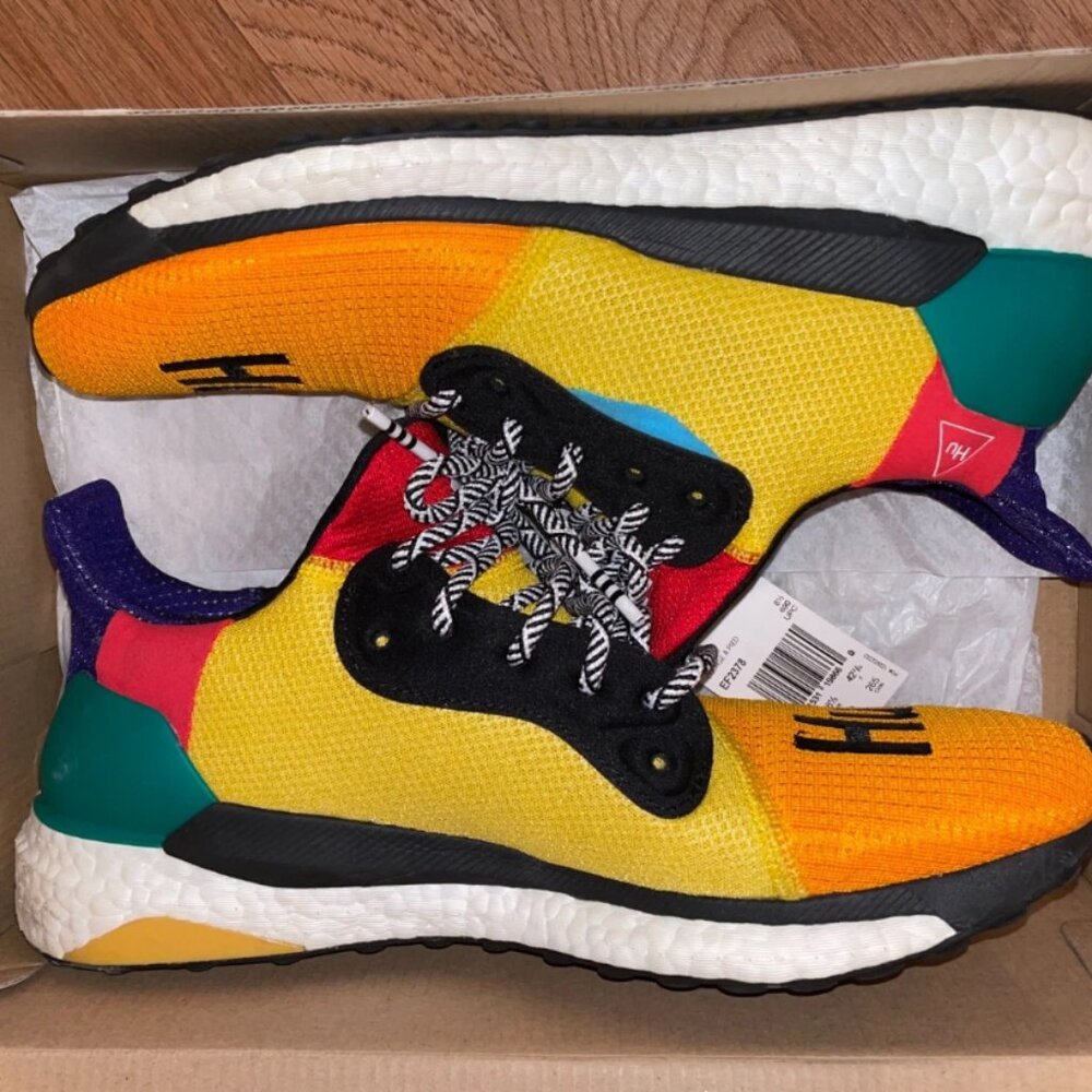 Size 9 - Pharrell x Solar Hu Glide 'Bold Gold' (2018) AMAZING CONDITION (RARE)
